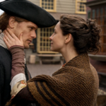 Claire and Jamie Fraser embrace